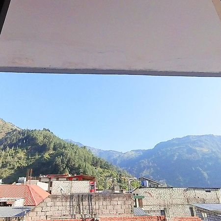 Hostal Anais بانيوس المظهر الخارجي الصورة