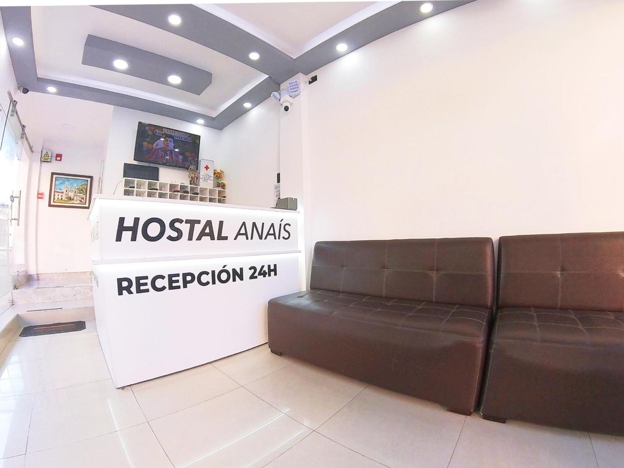 Hostal Anais بانيوس المظهر الخارجي الصورة
