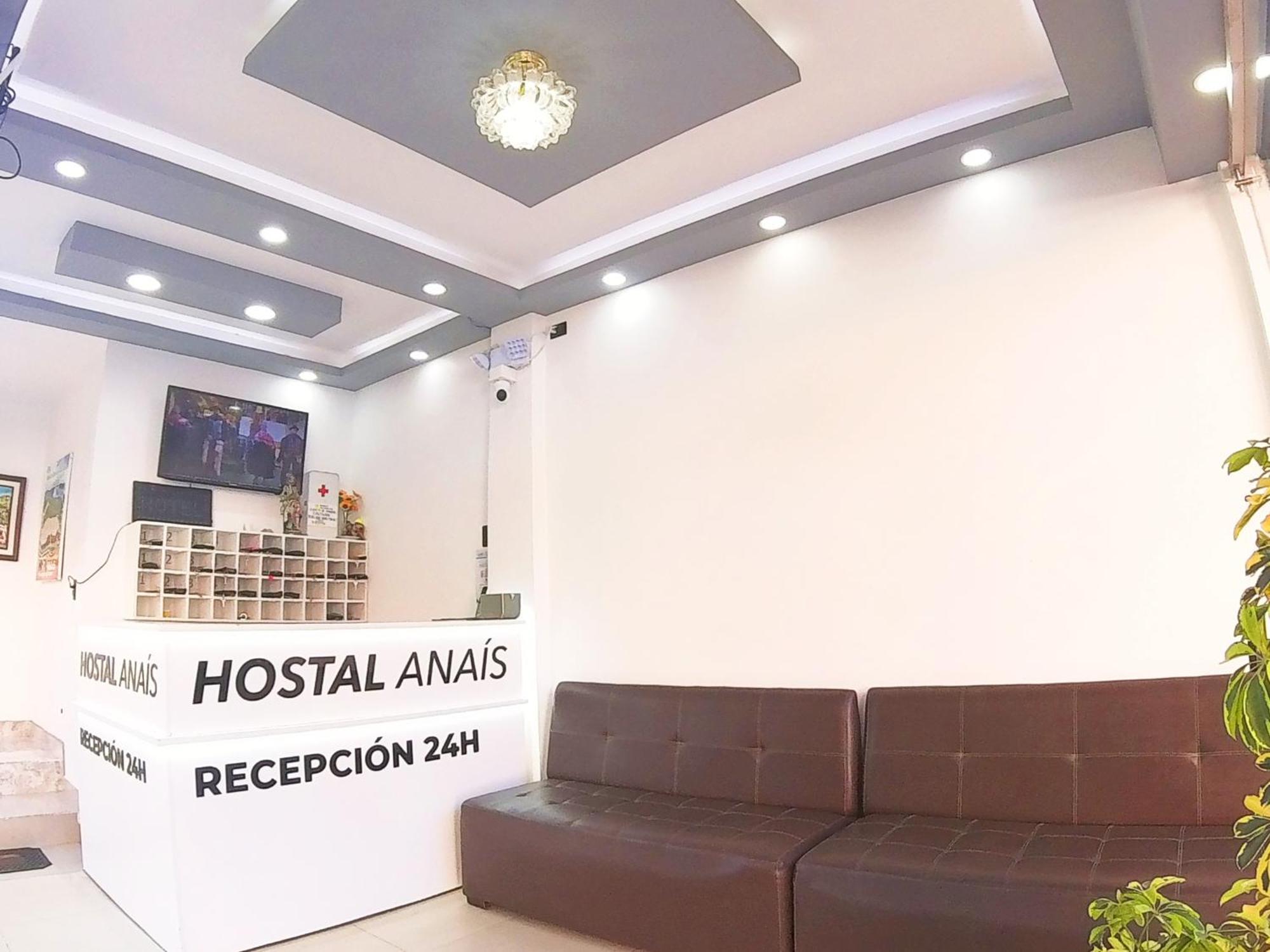 Hostal Anais بانيوس المظهر الخارجي الصورة