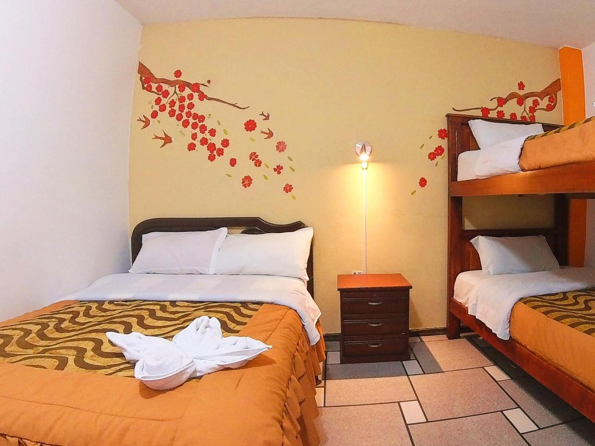 Hostal Anais بانيوس المظهر الخارجي الصورة